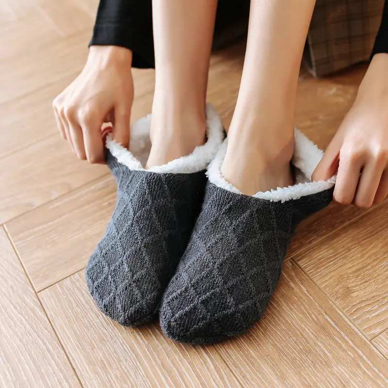 

Woolen Women Slippers Indoor Socks Floor Winter Slippers Ladies Plush Warm Soft Winter Pantoffels Shoes Home Comfortable Shoes
