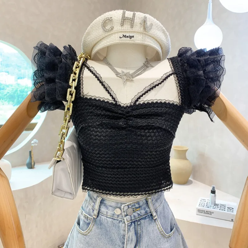 

Niche Design New Women's Clothing 2022 Summer Sexy Square Neck Short Lace Shirt Design Flying Sleeve Backless Top Blusa Feminina