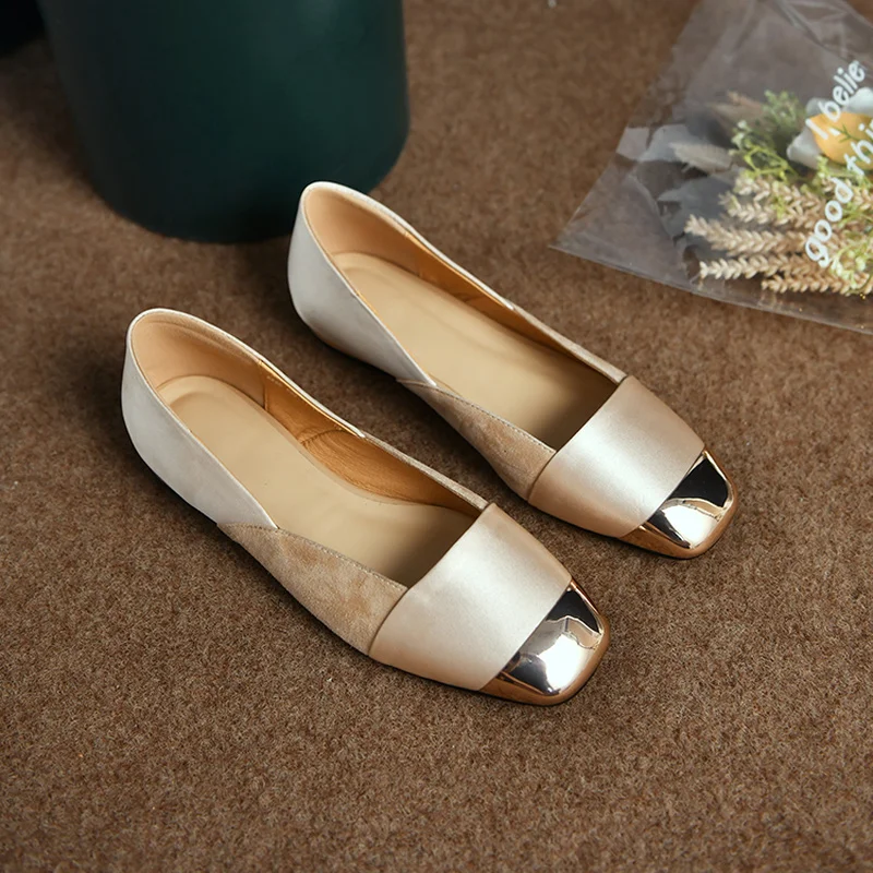 

Шлепанцы женские на низком каблуке, сандалии на плоской подошве, модные дизайнерские, пикантная Повседневная пляжная обувь для вечеринки, с...