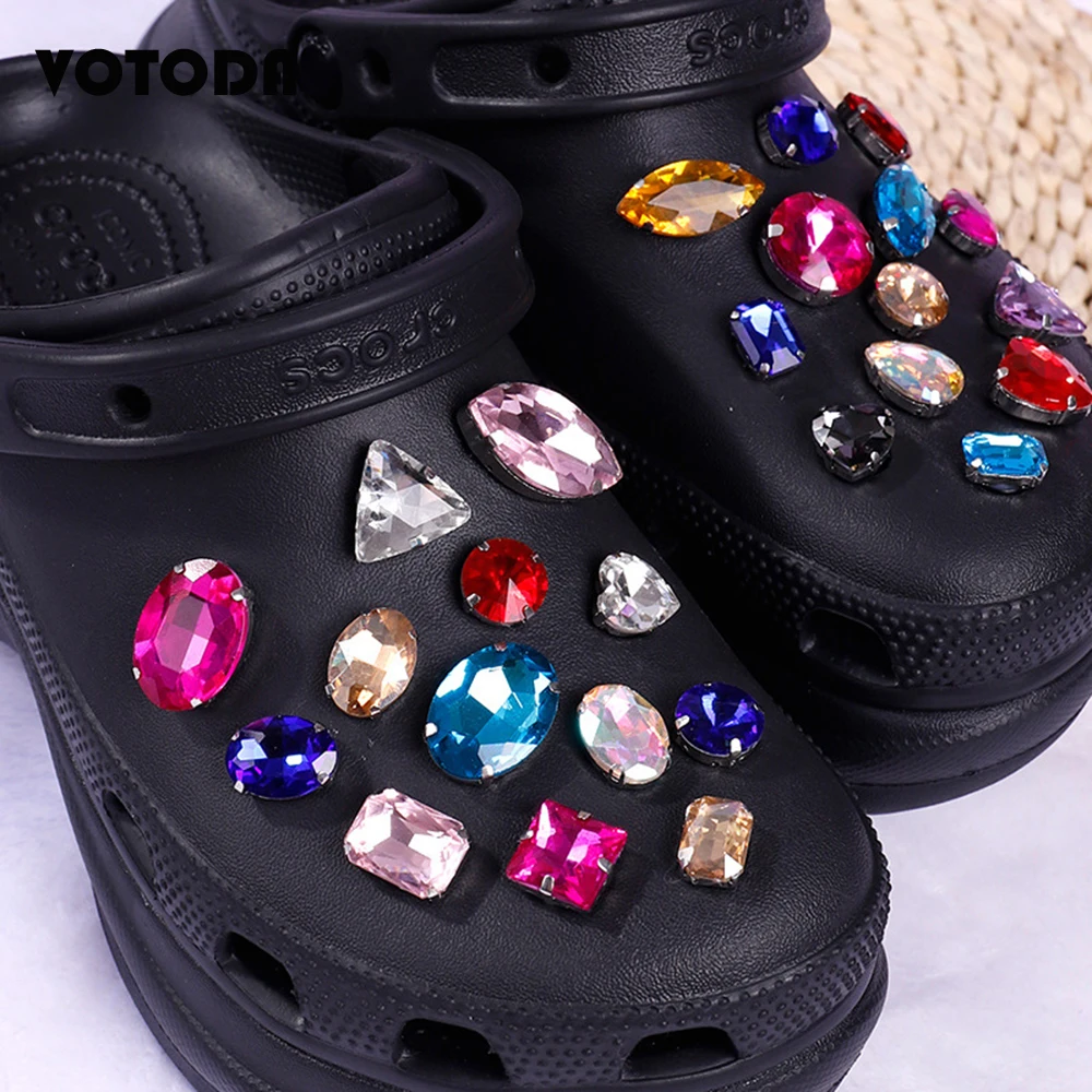 30pcs/Set Rhinestone Charm for Croc Shoe Accessories DIY Pearl Shoe Flower Bling Crystal Girl Gift Glow Clog Shoes Decaration