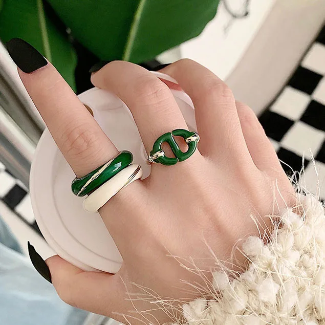 

New Trend Fashion Design Green White Chain Rings For Women Korean Japanese Charms Jewelry Gift 2022