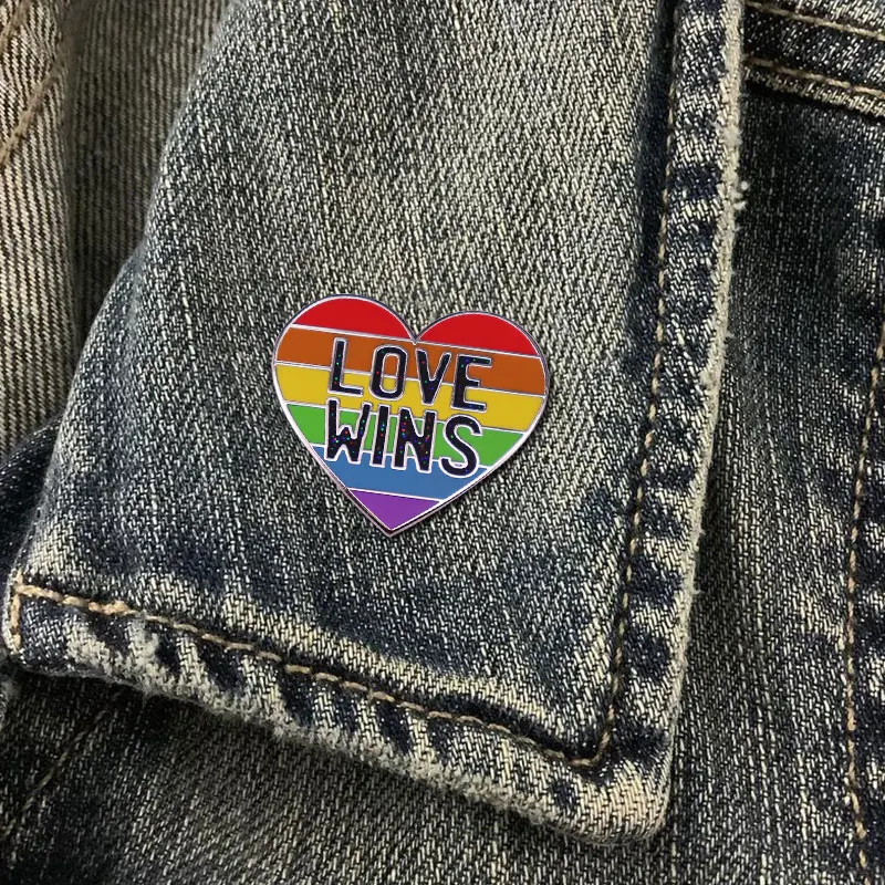 2021 значков-Love Wins значок ЛГБТ права Мужская Радуга Сердце флаг лацкан булавка |