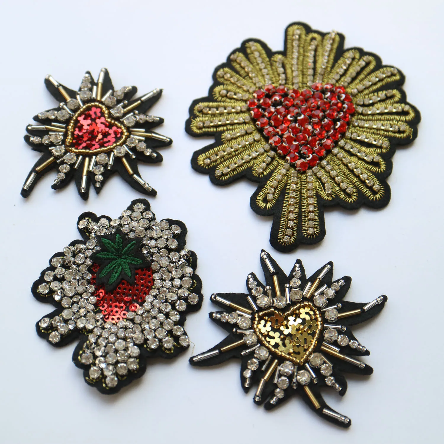 

Handmade sequin beaded patches for clothing DIY rhinestone Sew on patch heart Embroidery applique parches bordados para ropa