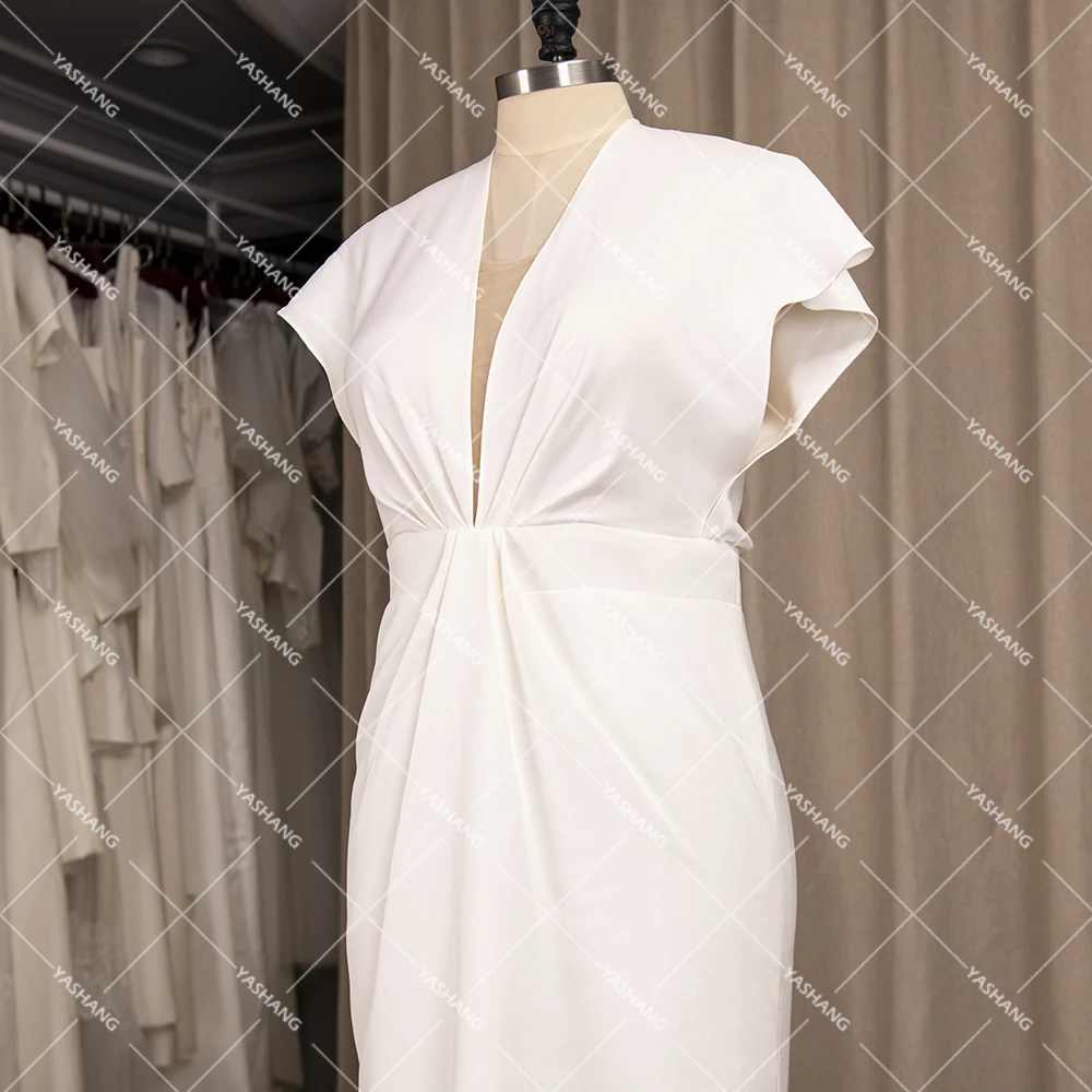 Платье свадебное атласное длиной до середины икры с V-образным вырезом - купить по