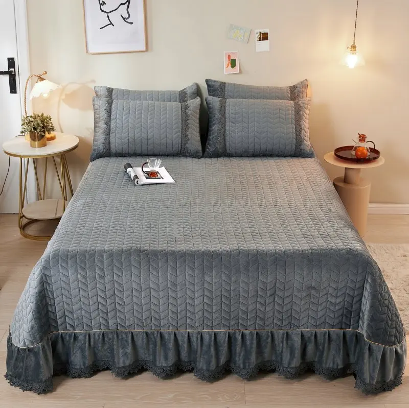 

250x270cm Large Size Bedspread for Bed Quilted Blanket Washed Cotton Winter Warm Thick Velvet Bedding King Size Bed Spread Set