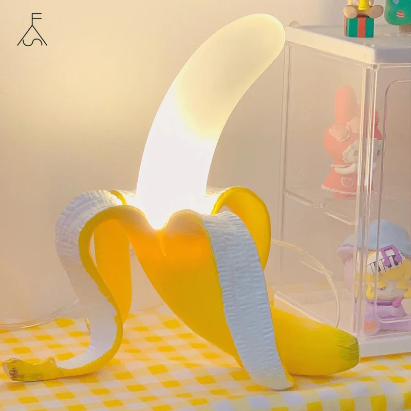

Креативная полимерная настольная лампа в банановом стиле со стеклянсветодиодный светодиодной подсветкой, s-образный светсветильник для спальни, прикроватная настольная лампа для спальни