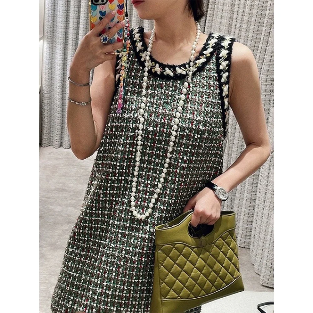 

High quality 23 years autumn and winter versatile wool soft tweed lining silk u neck delicate elegant plaid sleeveless dresses