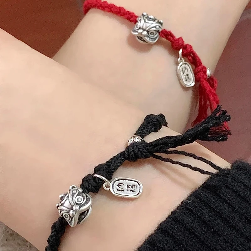 Браслет-амулет Lucky Red String