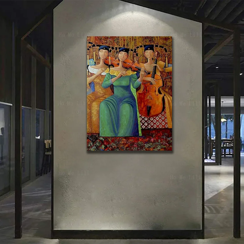 

Посмотрите на женщины в картине, играя на скрипке, стена украшена Ho Me Lili
