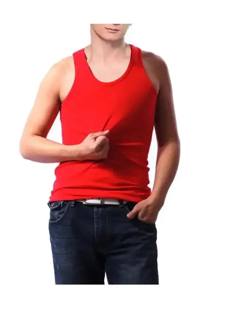 Мужское термобелье с флисовой осенней одеждой и брюками.