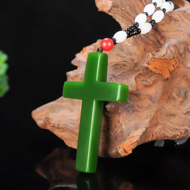 

Natural Green Hand-carved Cross Jade Pendant Fashion Boutique Jewelry Men and Women Jesus Cross Necklace Gift Accessories