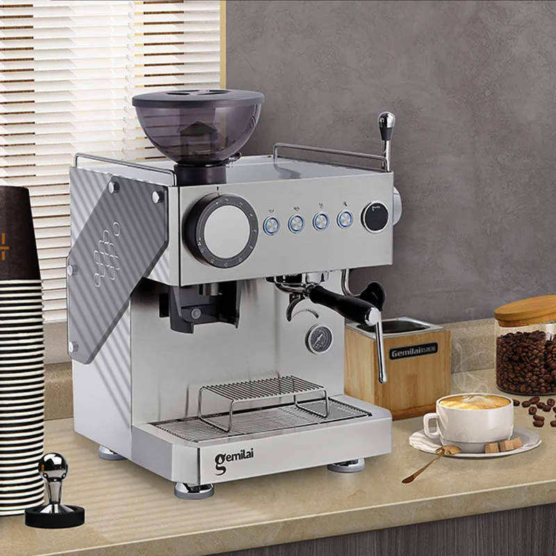 

Новейшая эспрессо-машина CRM3812 Профессиональная итальянская кофеварка для кафе-магазина с кофемолкой 3 котла Давление 15 бар