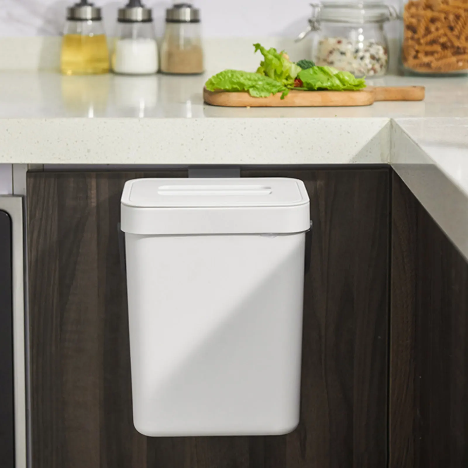 

Creative Hole-free Wall-mounted Trash Can Household With Lid Bathroom Kitchen Cabinet Door Small Plastic Bucket