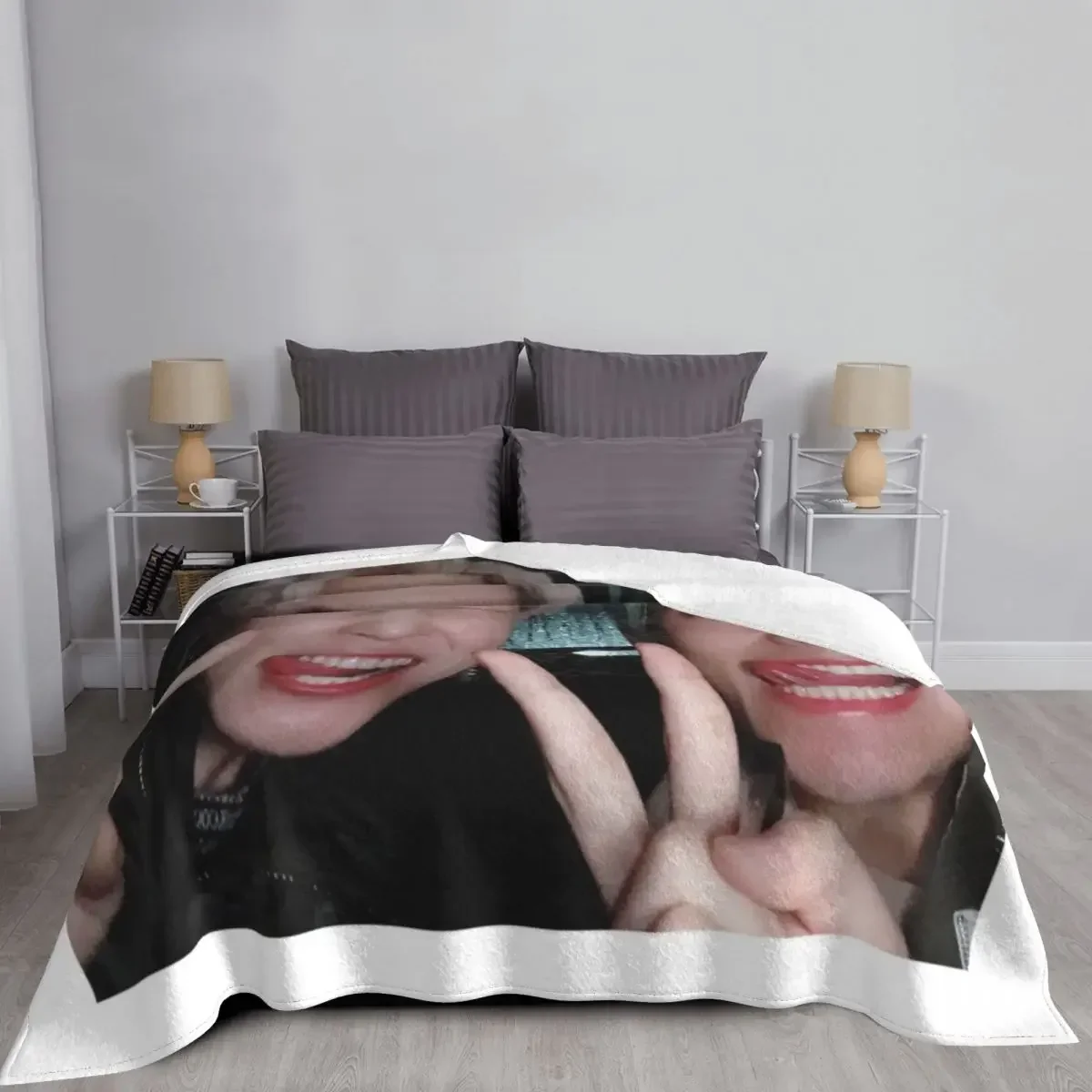 Декоративное одеяло VMIN теплые одеяла