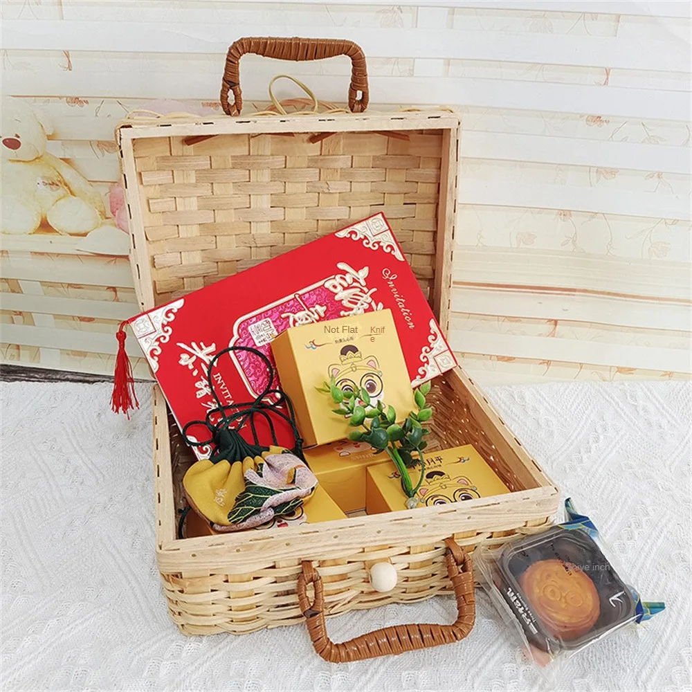 

Portable Luggage Basket Storage Basket Rattan Suitcase Wood Woven Storage Box Vintage Fully Hand-woven Packing Box Gift Box