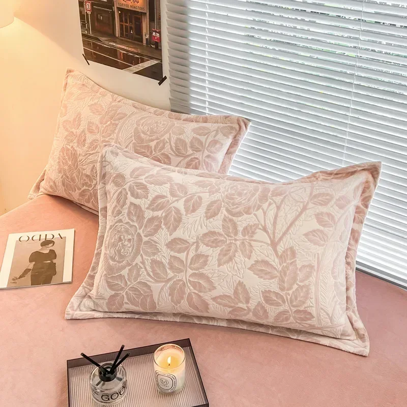 New thickened carved milk fleece four-piece set coral winter flannel sheet mattress quilt cover bedding