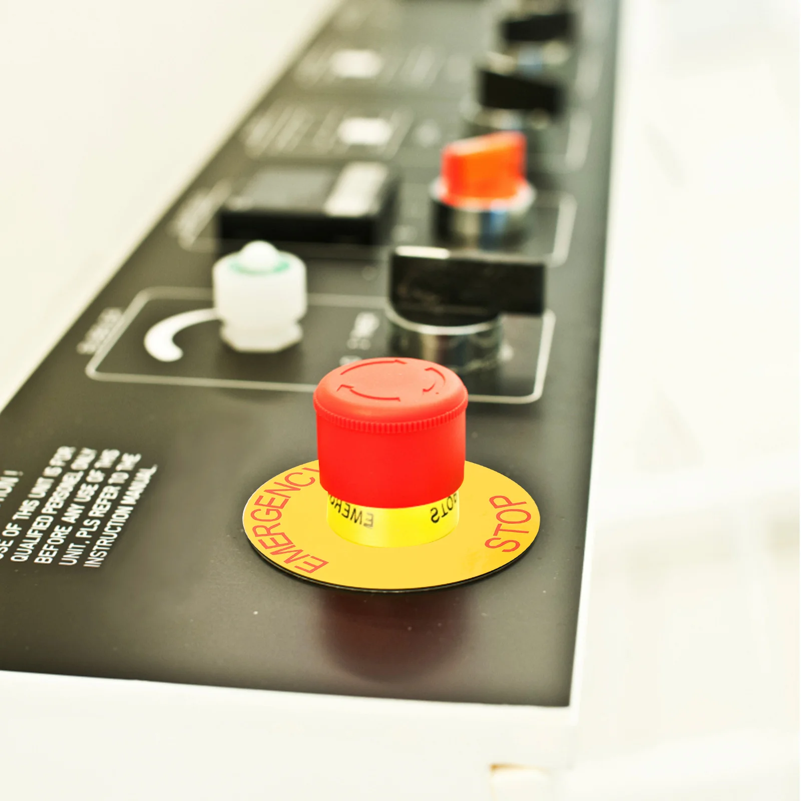 Рисунок 3 - наклейки для экстренной остано