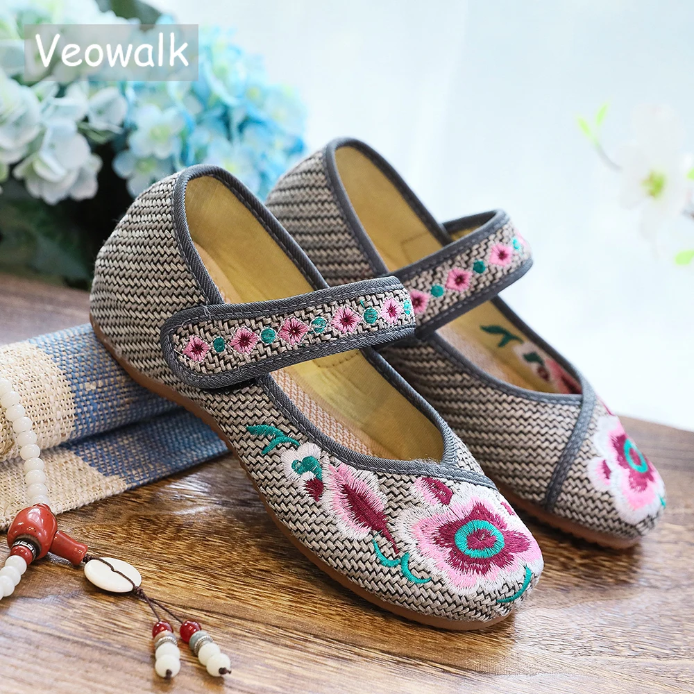 

Veowalk Handmade Vintage Women's Embroidery Flat Shoes Old Peking Ballet Flats Casual Cotton Driving Shoes Plus Size 34-43 34-43
