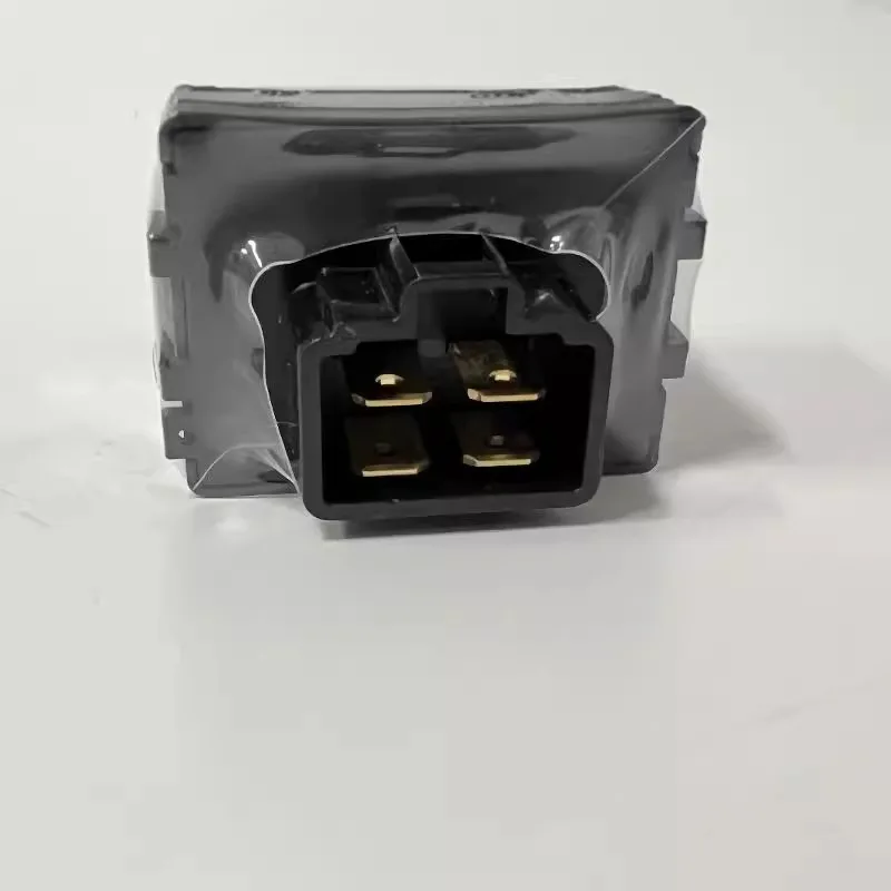 Экскаватор 061700-3770 061700-3771 061700-3760 Kubota релейный стоп электромагнитное реле