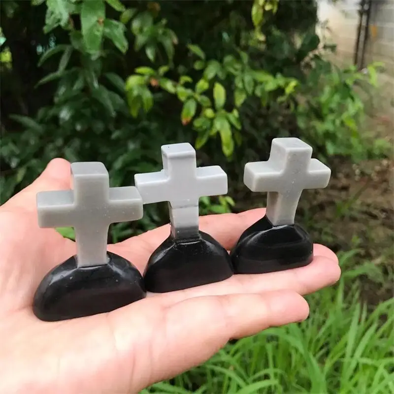 

Natural Crystal Black And White Marble Cemetery Carving Reiki Healing Stone Home Decoration Accessories Room Decor 1pcs