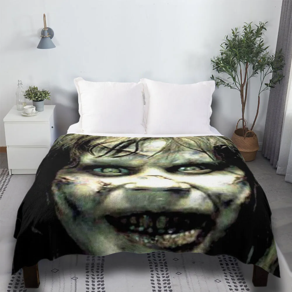 

The Exorcist Horror Movie Sublimation Flannel Chunky Knit Knee Soft Plush Throw Blanket