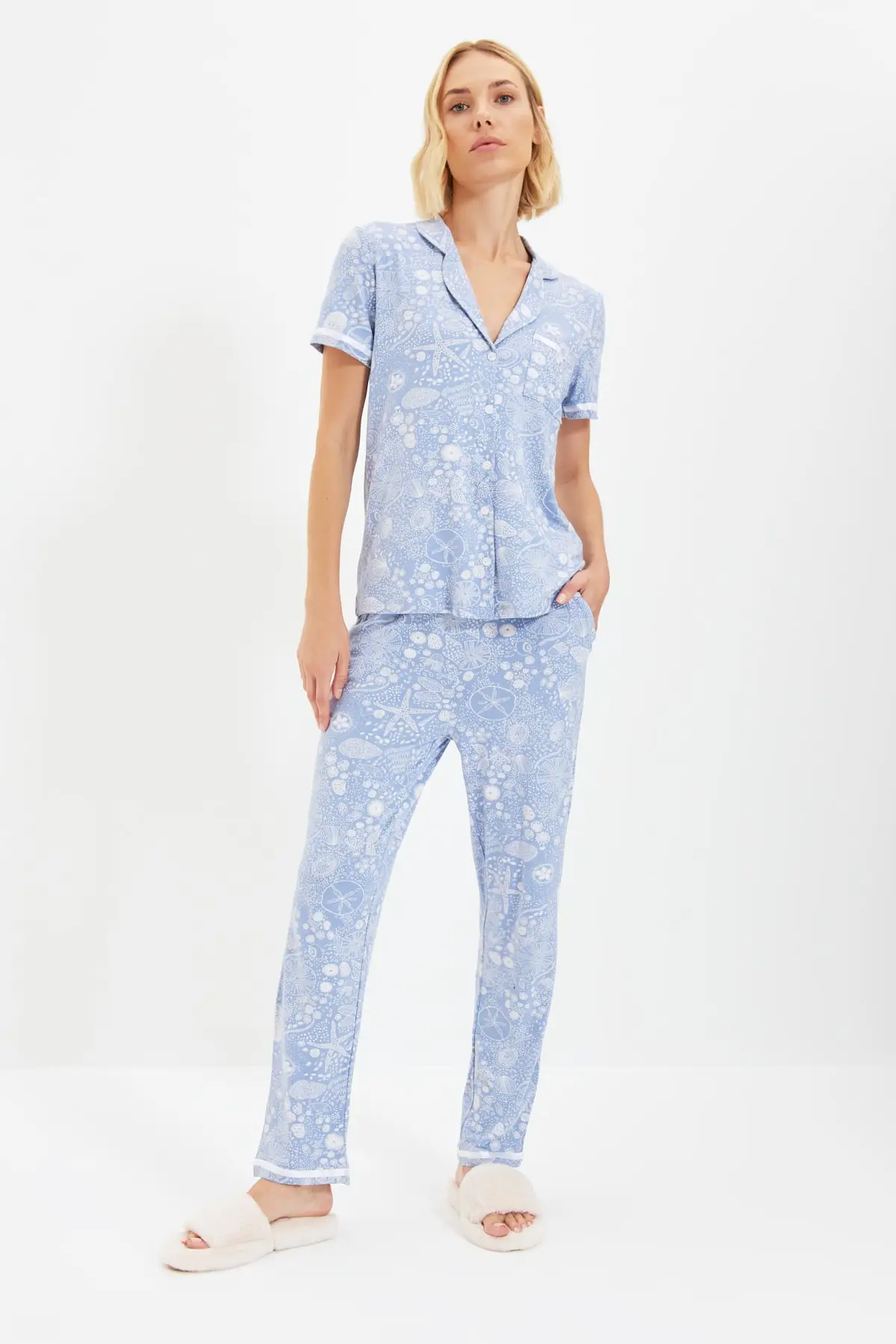 

Trendyol Sub-Sea Pattern Knitted Viscose Pajamas set THMAW22PT0474