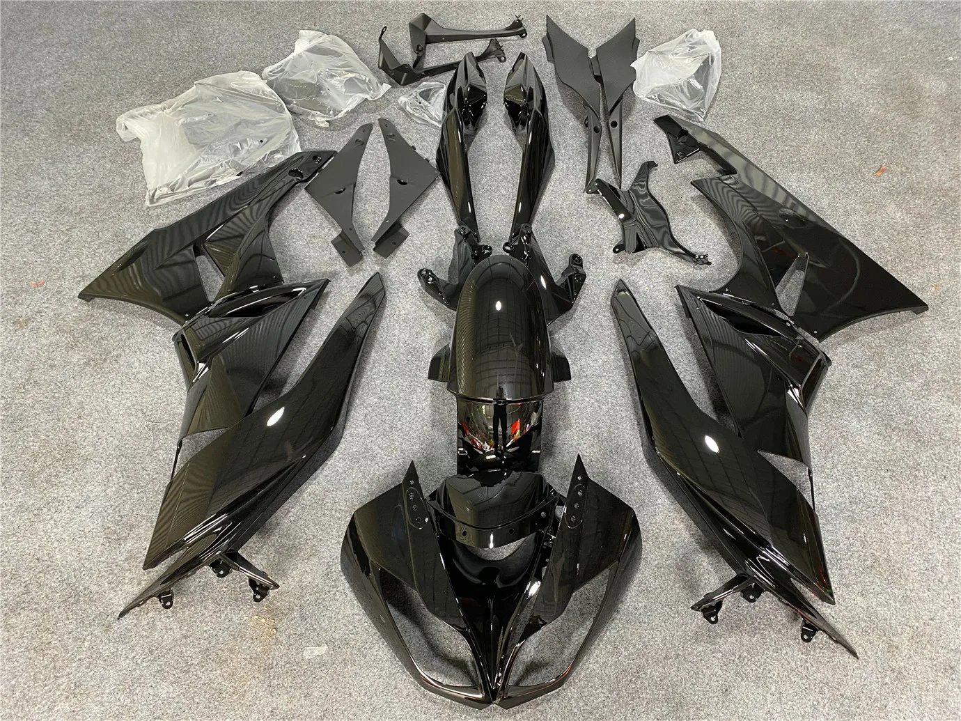 

Motorcycle Fairing Kit Suitable for Kawasaki ZX-6R 09-12 Year 636 2009 2010 2011 2012 Body Deflector Bright Black