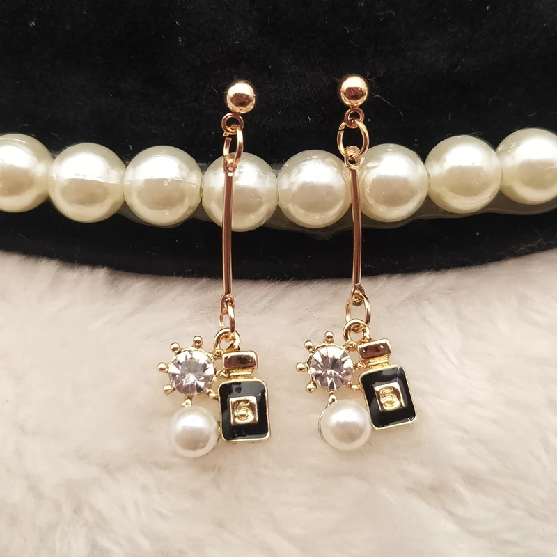 Эмалированные милые серьги в виде цифр 5 слов бутылке духов подарочные ручной