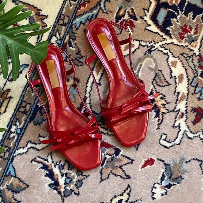 

French Square Head Bowknot Flats Seaside Holiday Beach Shoes Korean Style Simple Red Sandals Retro Open Toe Slippers 2023 Summer