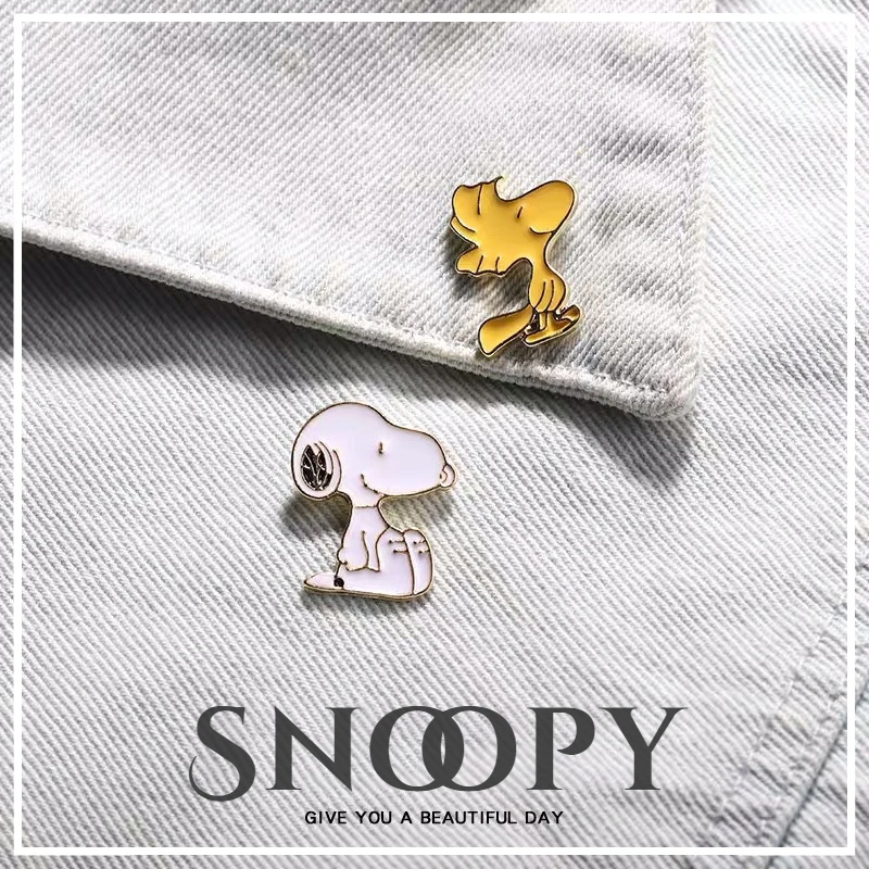 Брошь женская Snoopy, металлическая, с эмалью, в ювелирное украшение в виде лацкана пары