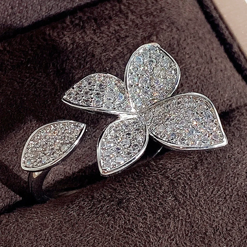 

Luxury Shiny Crystal Flower Zircon Rings for Women Korean Exquisite Opening Adjustable Wedding Ring Silver Color Ring Jewelry