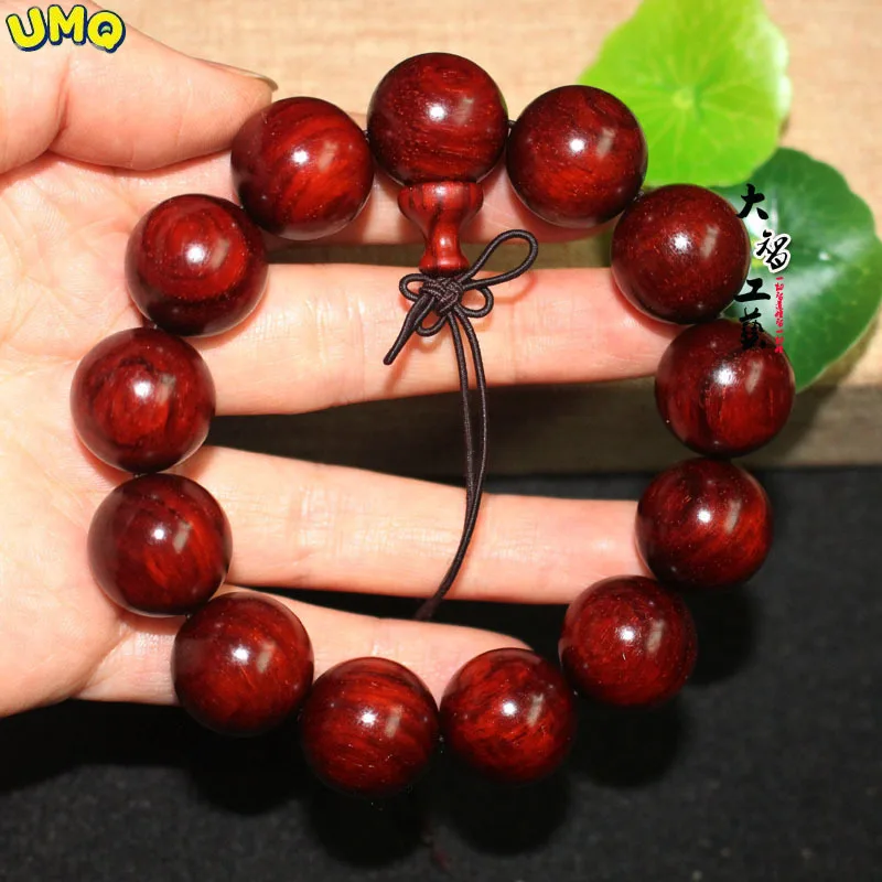 

Индийский маленький лист красного сандалового дерева с венериной Ручная шлифовка из того же материала, вдоль волоса Окс узор Будды Бусины