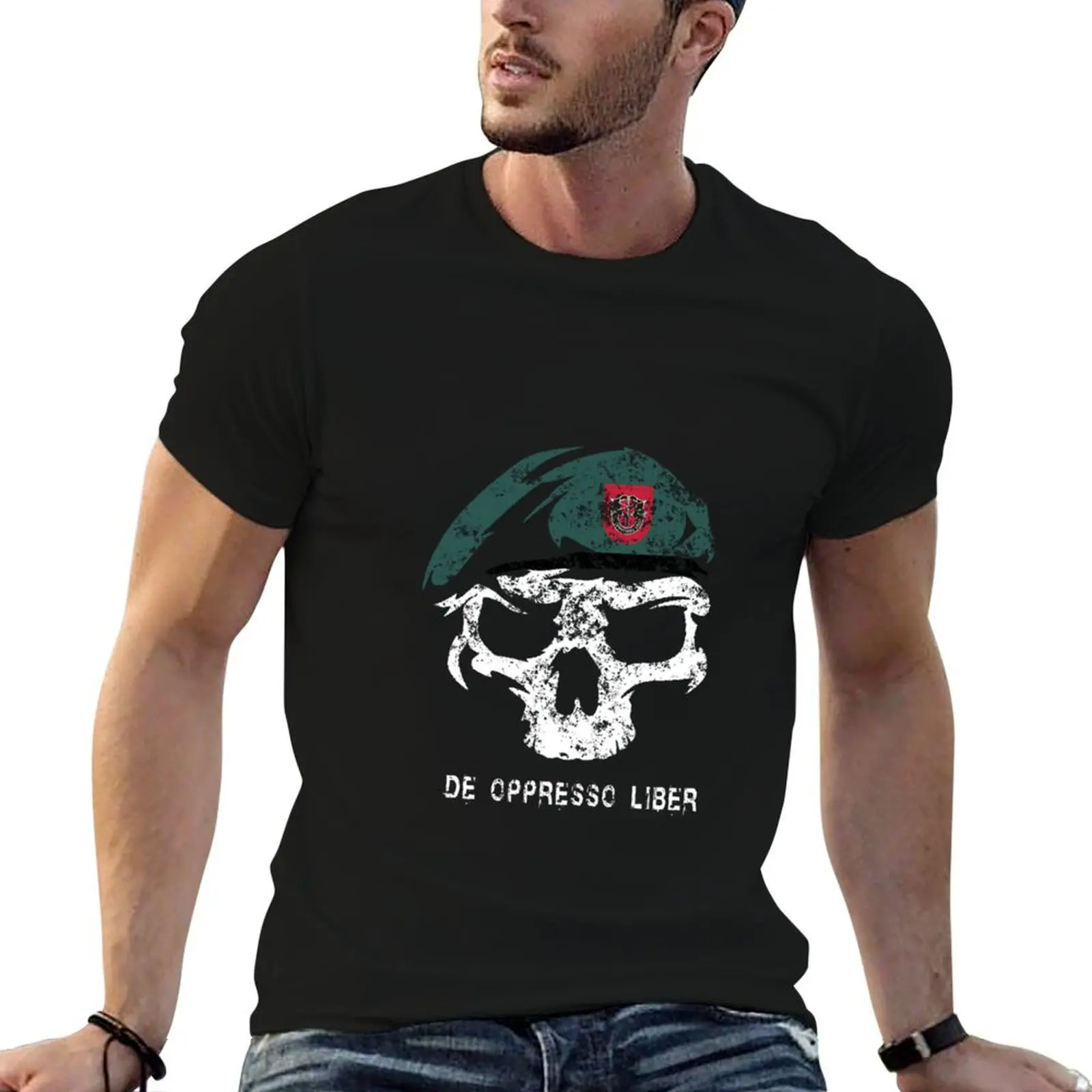 Фото Футболка Army Special Forces De Oppresso Liber Green Beret 7th SFG, минималистичная однотонная футболка с круглым вырезом №1