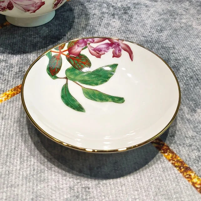 

Фарфоровая тарелка "Волшебник Оз"