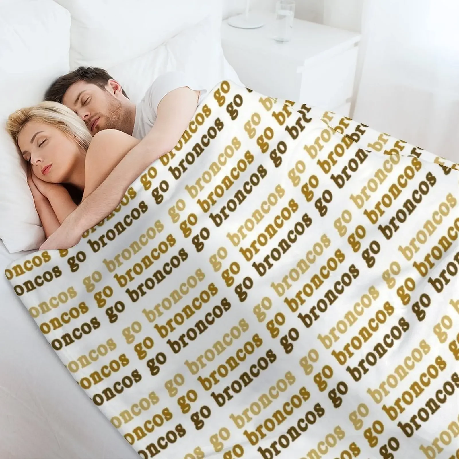 GO BRONCOS // WESTERN MICHIGAN UNIVERSITY Фланелевый плед