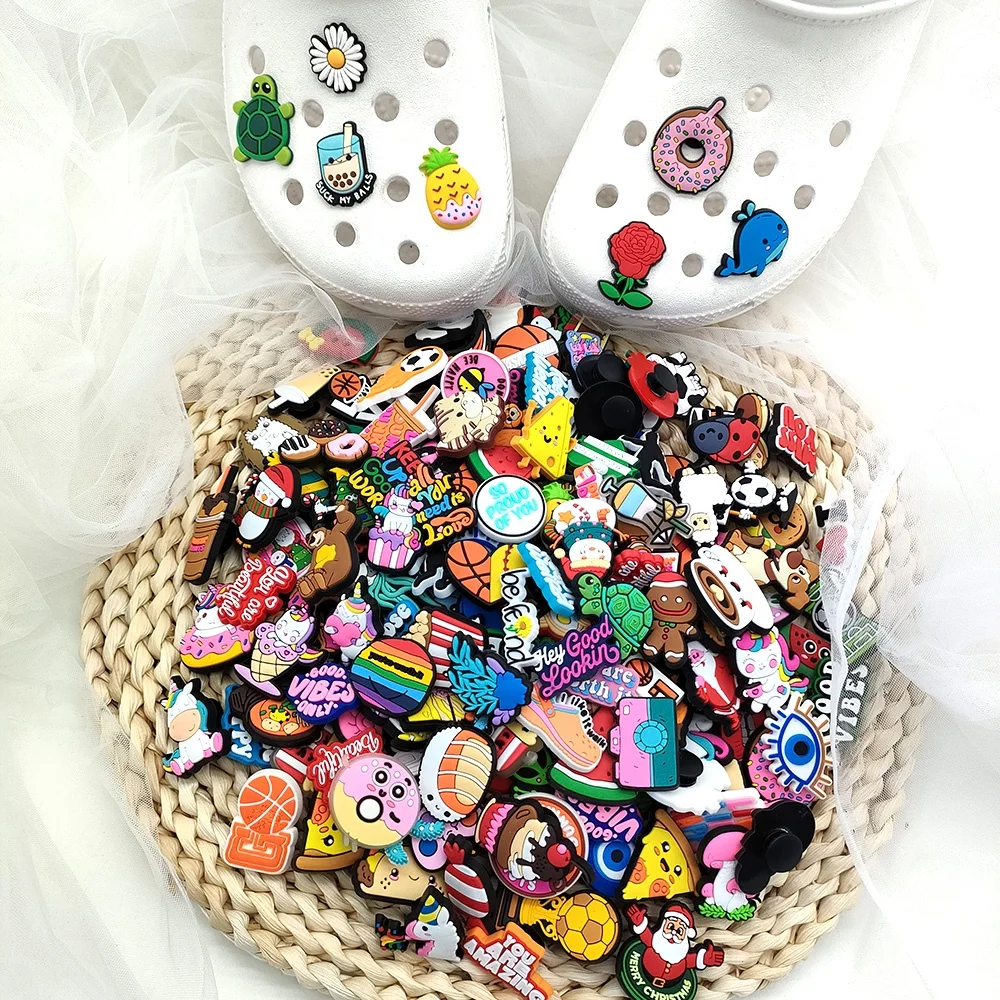 Random 10-200PCS jibz Wholesale Cartoon Animal Shoe Charms Decrations For Croc Charms Buckle Kids X-mas Gifts Shoe Accessories