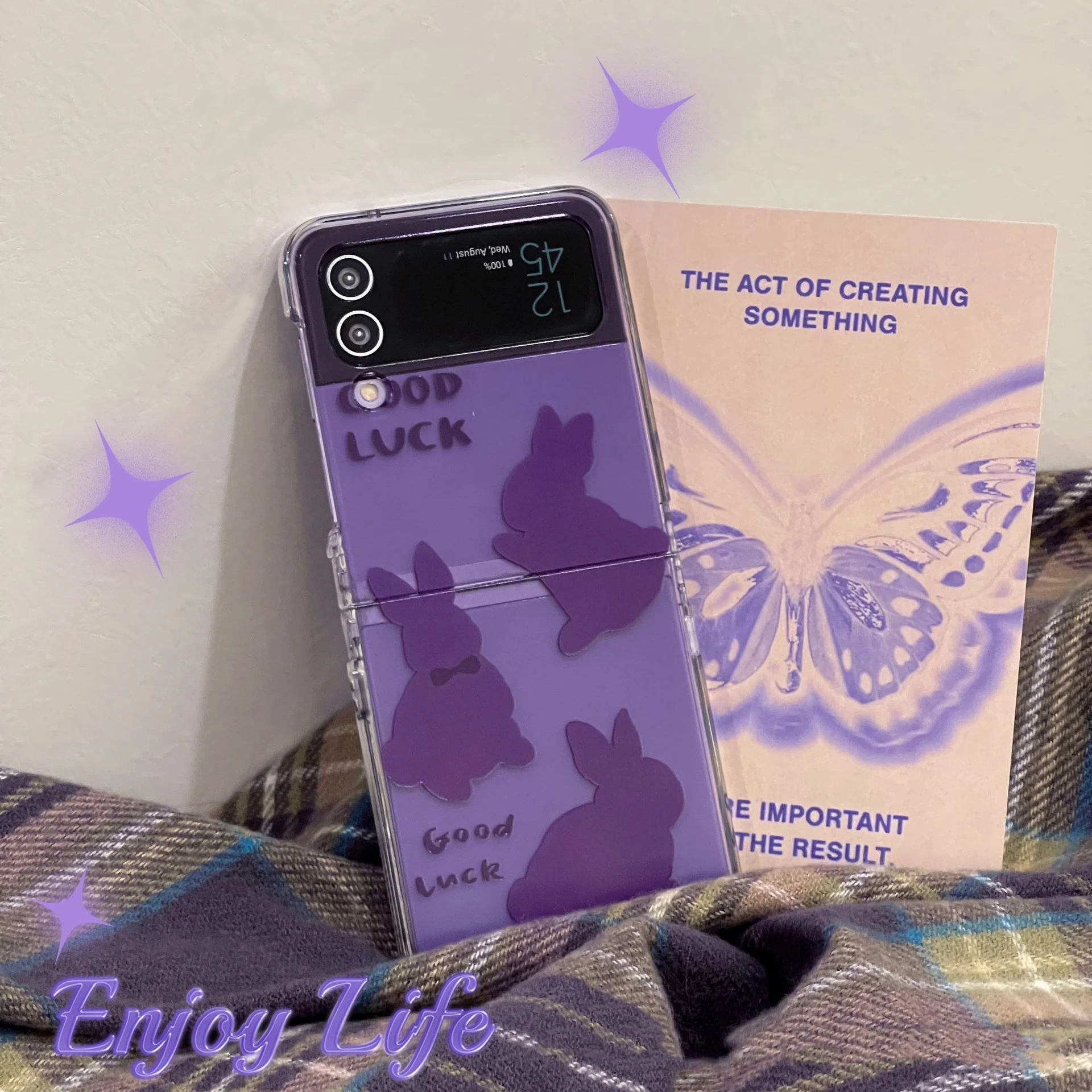 

Ins Style Purple Rabbit Phone Case for Samsung Galaxy Z Flip 4 3 Hard Cover for ZFlip3 Zflip4 Solid Shell Bracket