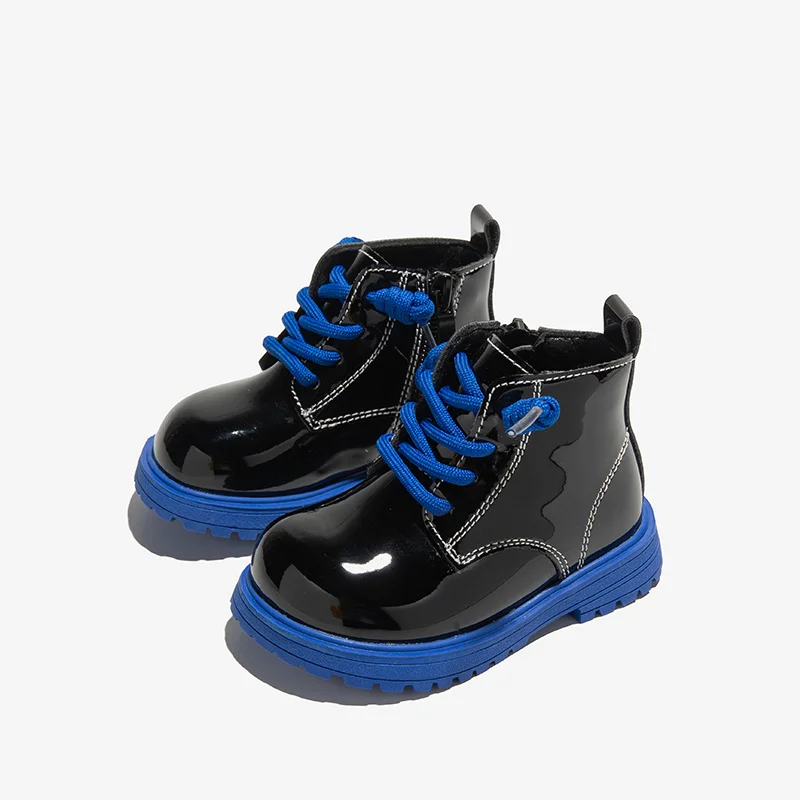 

Ботинки на мягкой подошве для мальчиков и девочек, простые блестящие модные Универсальные повседневные ботинки из искусственной кожи с раз...