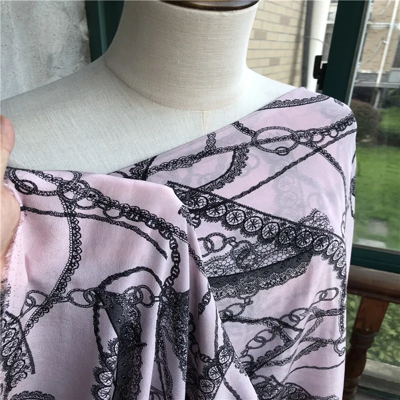 

1 meter 100% Mulberry Silk 14 momme Crepe Silk Fabric Pink Floral Printed 136cm 53" wide by the yard JJ374