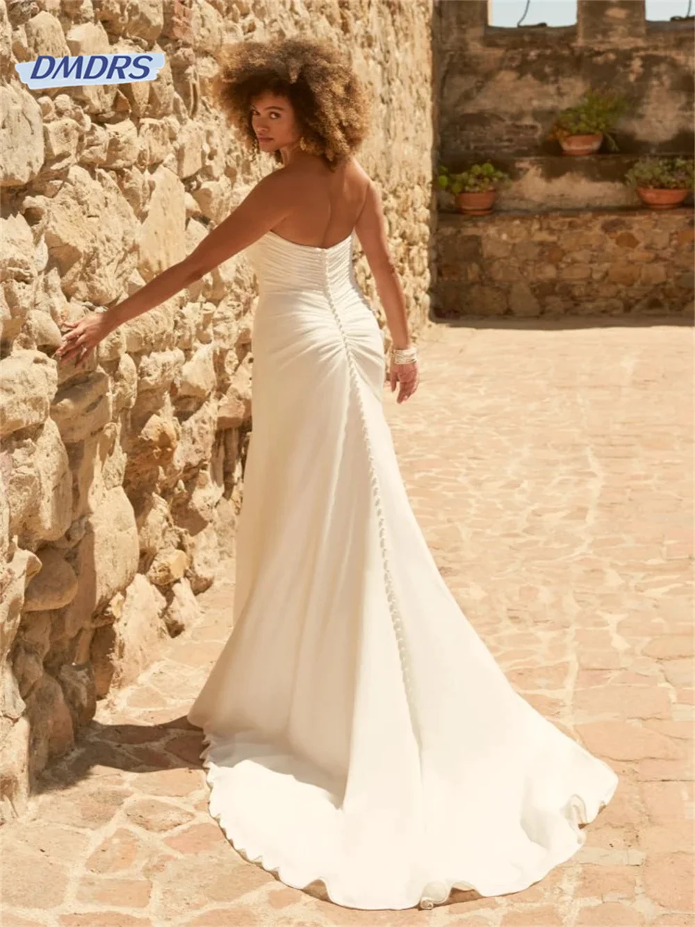 Рисунок 2 - Женское платье без бретелек Pastrol