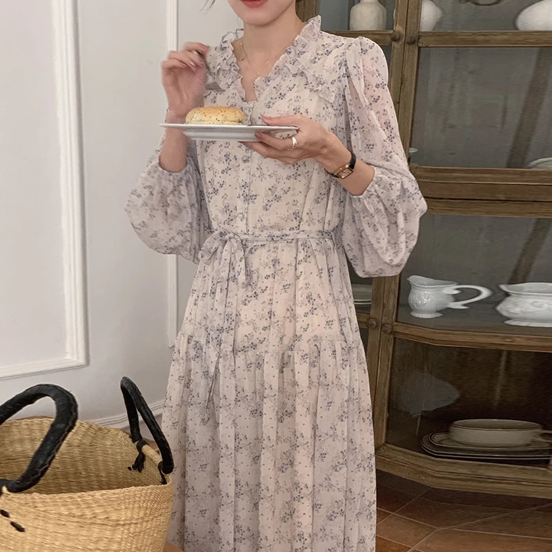 

Clothland Women Elegant Floral Chiffon Dress Ruffled Collar Long Sleeve Belt Single Breasted Sweet Dresses Vestidos QC061