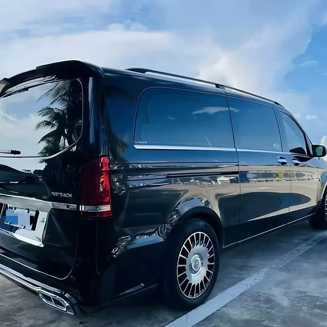 Фото Спойлер на крышу ABS для Mercedes V-Class V260 V260L W447 2016-2023, накладка на заднее стекло, аксессуар для тюнинга автомобиля №2
