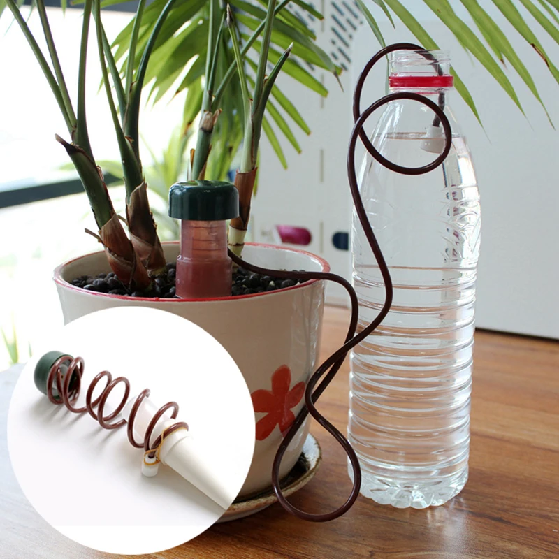 

2PCS Garden Automatic Watering Tool Indoor Auto Drip Irrigation System Plant Waterers spike for Novelty Households II