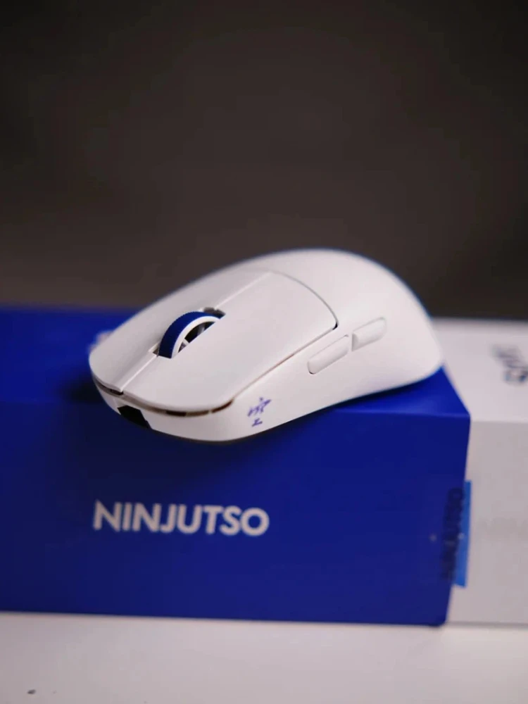 Фото Беспроводная мышь NINJUTSO Sora V2 с улучшенным сенсором AIMNINJA, стандартное разрешение 8K, вес 39 г, для игр и офиса, эргономичная №3