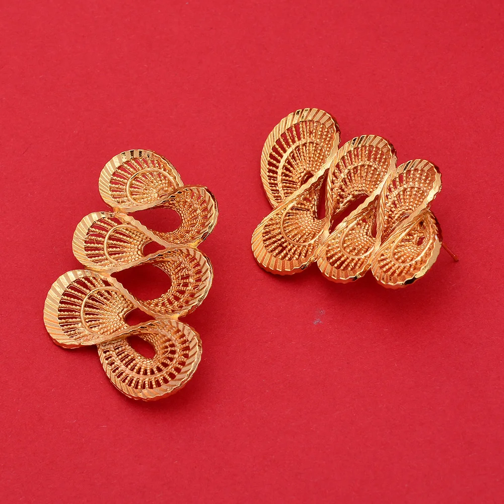 Серьги золотого цвета для женщин и девушек серьги в форме цветка свадебные