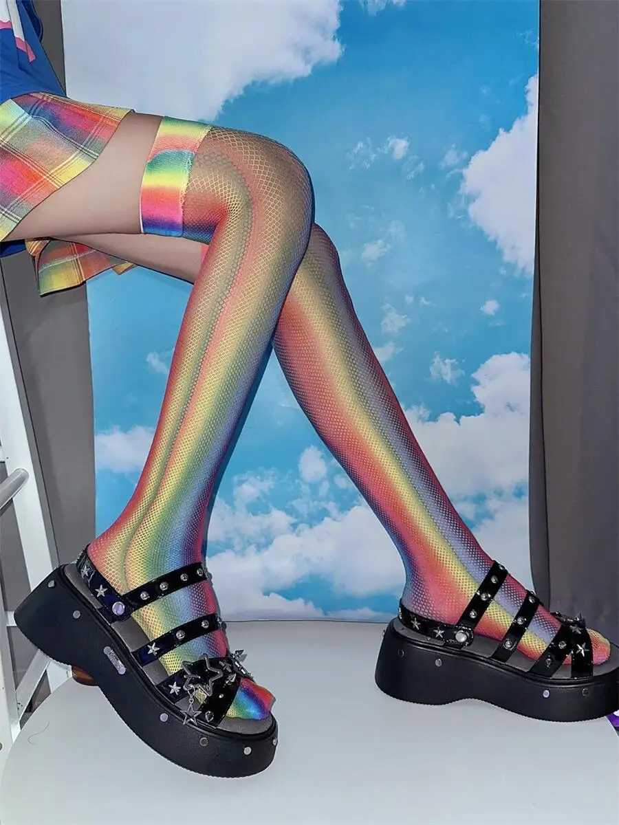 

A Rainbow Y2K Millennium Spicy Girl QQ Show Contrast Color Fantasy Stripes Dopamine Wear Knee Mesh Socks and High Socks