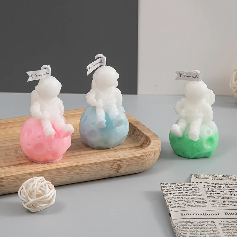 Украшение для стола и аксессуары ароматические свечи в виде астронавта подарок