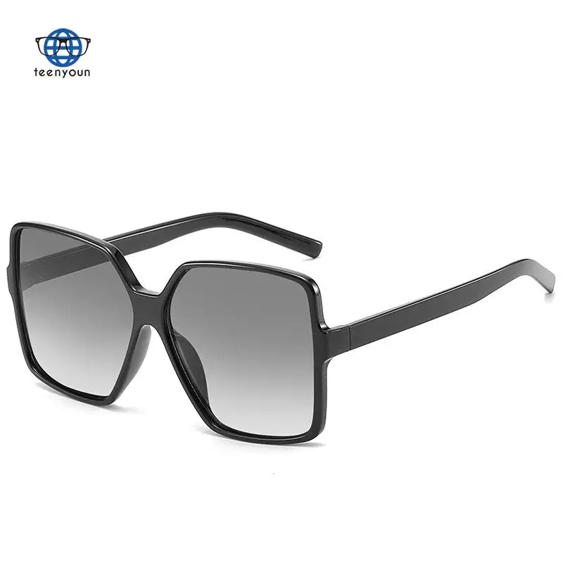 

Teenyoun Eyewear Hot Frame Glasses, Luxury Brand Fashion Stars, The Same Sunglasses, Women's Fashion Square Versatile Glasses