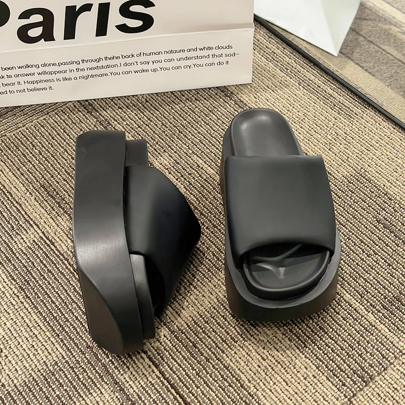 Summer New Luxury Brand Platform Mid Heels Ladies Slippers Fashion Party Outside Beach Sandals Flip Flops Thick Women Slides