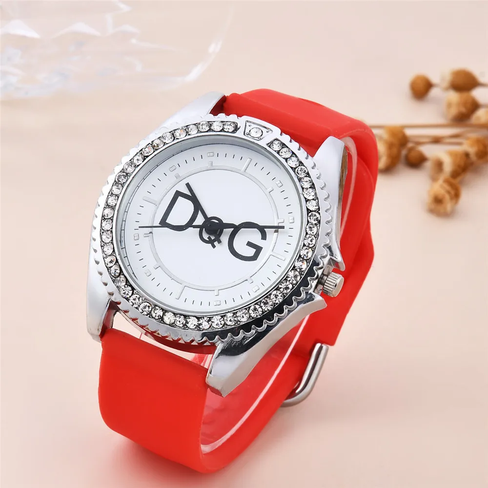 Women's Fashion Diamond Top DQG Luxury Brand Watches Casual Sport Watch For Women Ladies Silicone Quartz WristWatch Montre Femme
